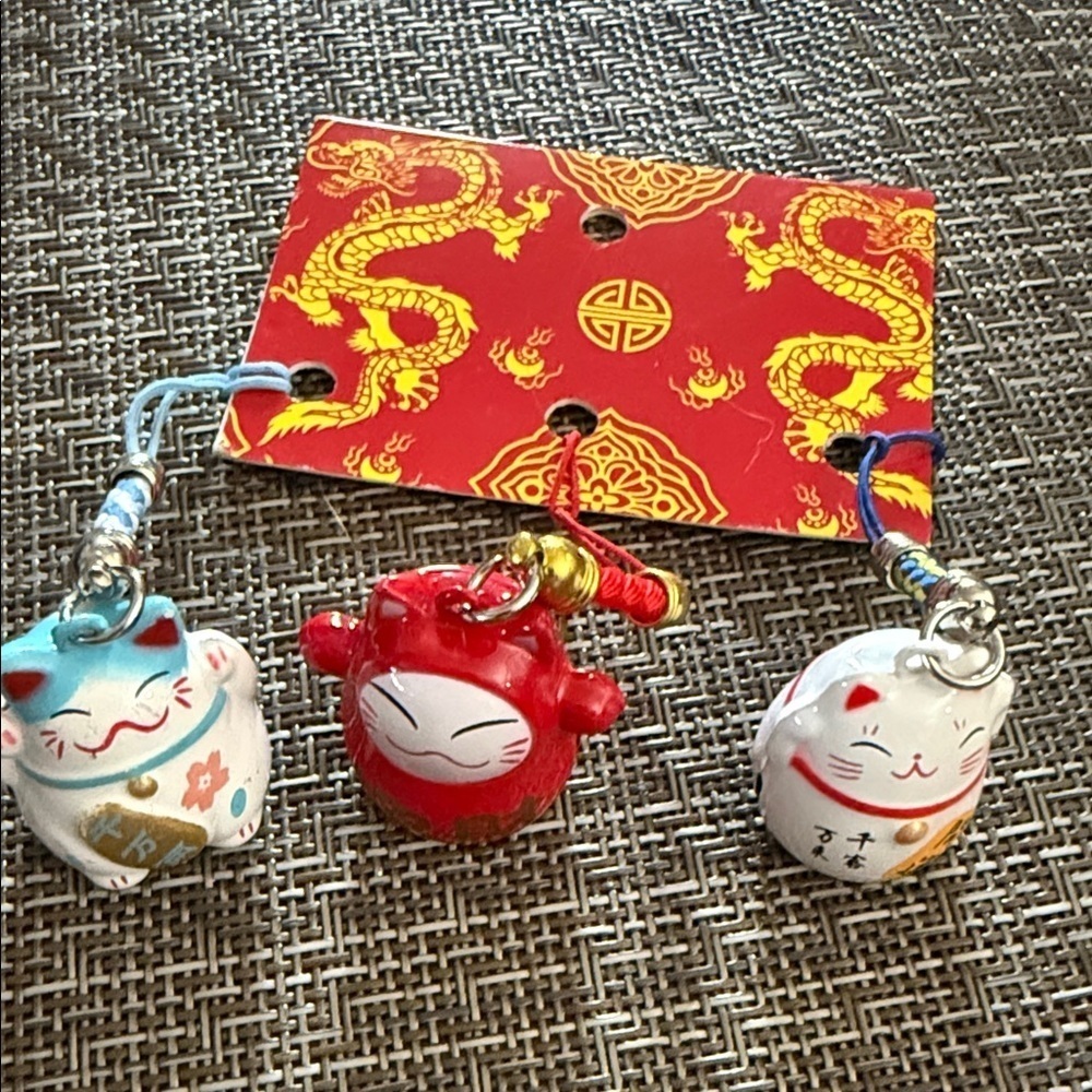 Lucky Cat Japanese Keychains Set. Brand new. I” in height